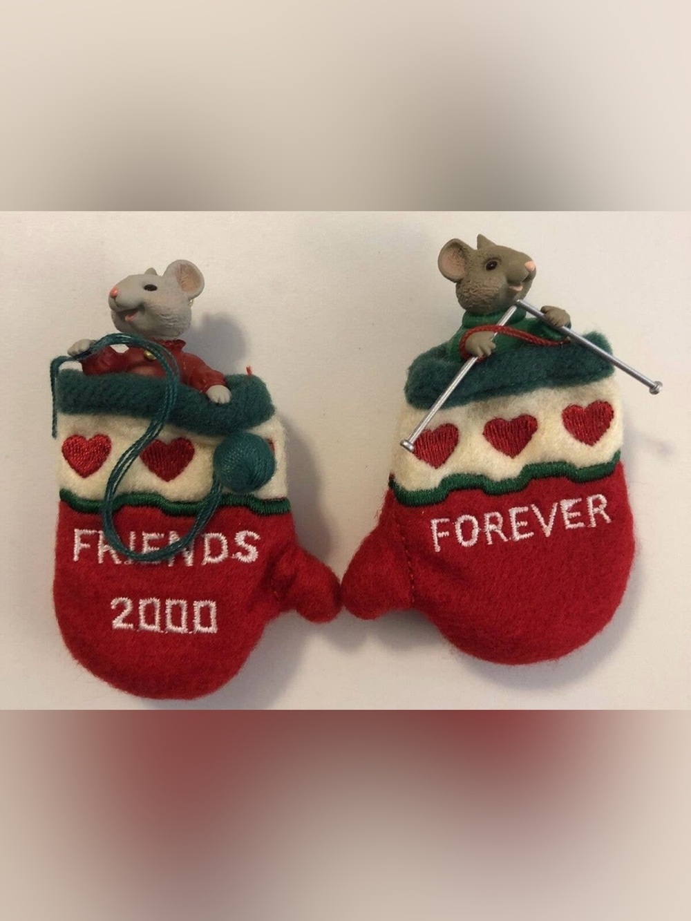 2000 Close knit friends Hallamark Red Holiday Mittens Plush Ornament Pair